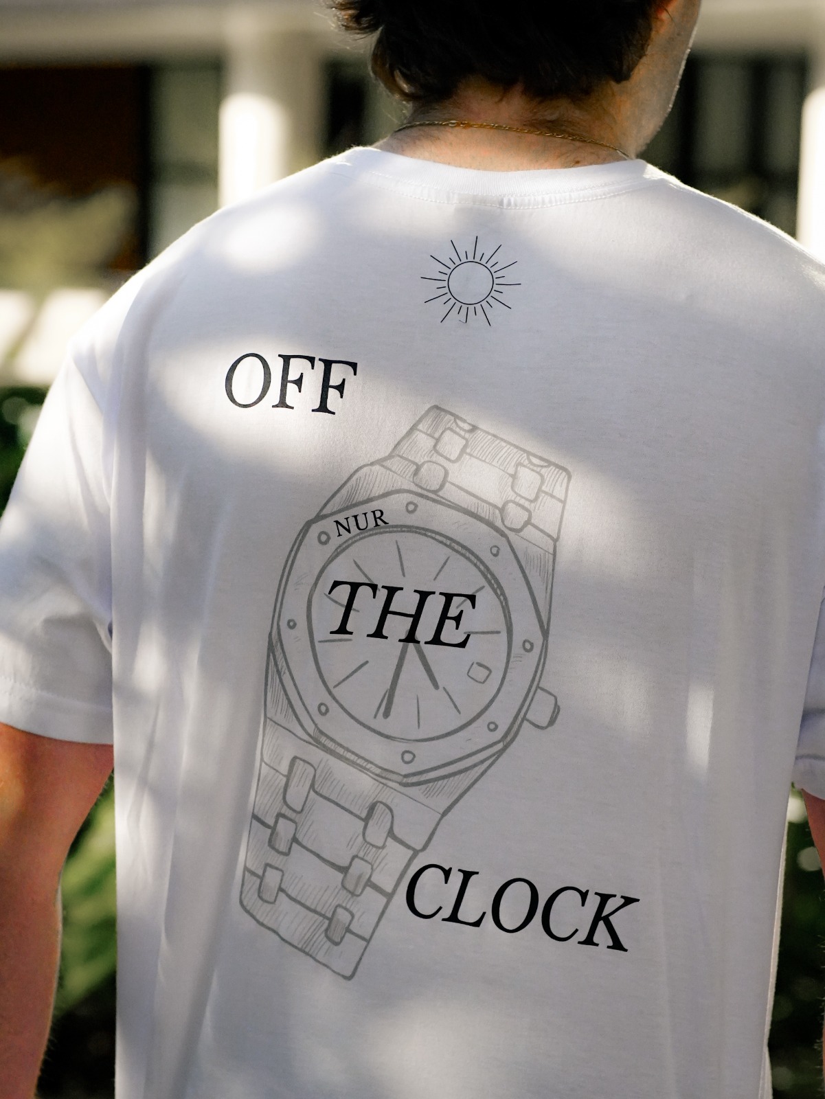 Camiseta NUR OFF THE CLOCK Clássica, vista de costas